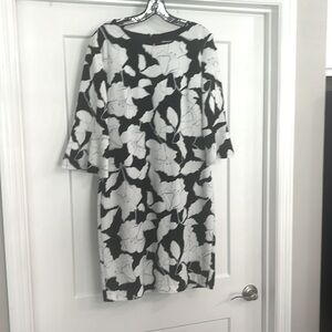 Karl Lagerfeld dress size 8